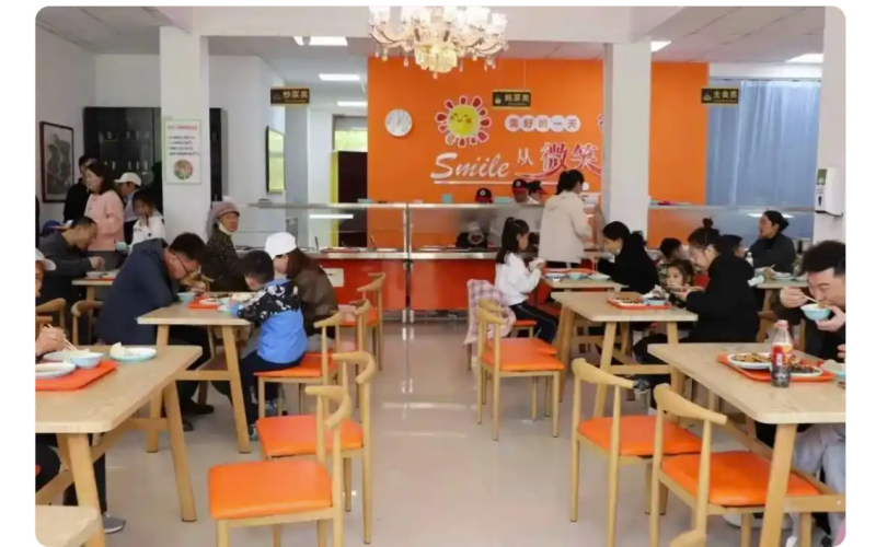 赤峰市：织密养老助餐保障网，让幸福&ldquo;食&rdquo;光触手可及
